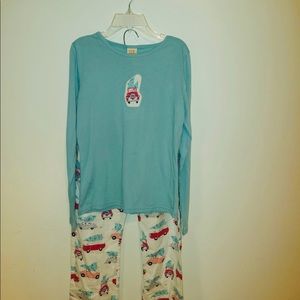 NWT Small, 2 piece Christmas/winter pajamas